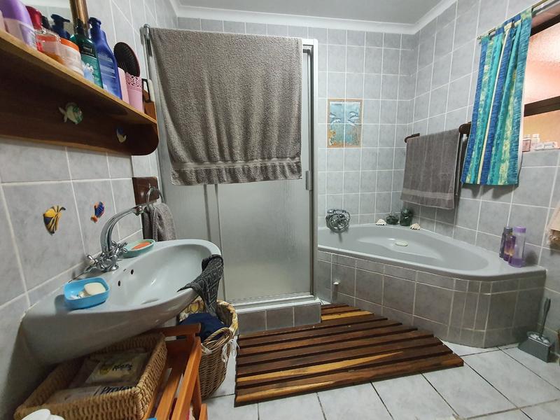 3 Bedroom Property for Sale in Gouritsmond Western Cape